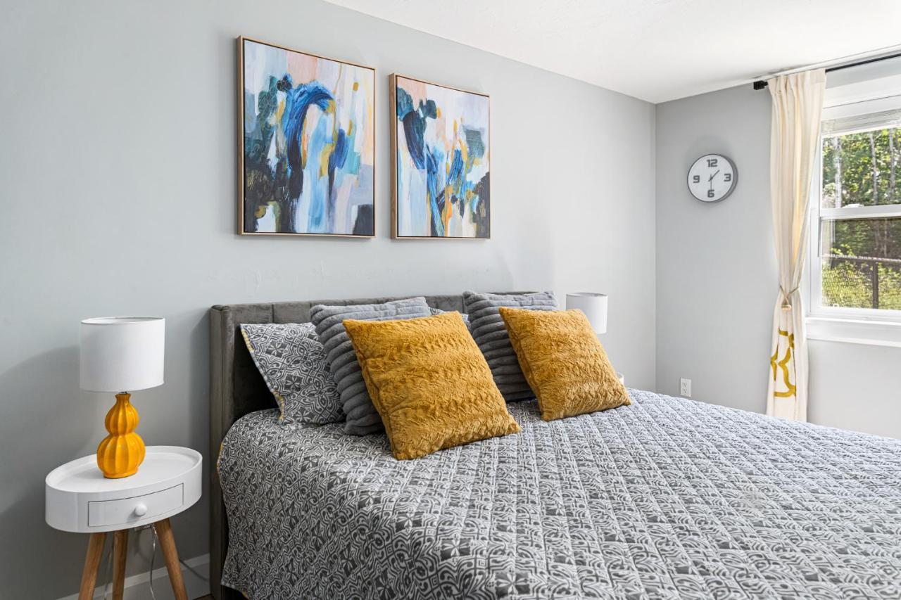 One Bedroom Apartment Moncton North ! 외부 사진