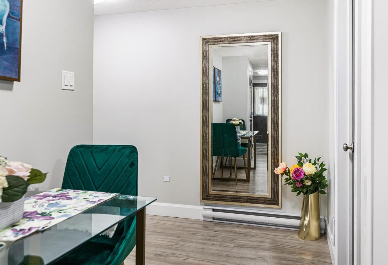 One Bedroom Apartment Moncton North ! 외부 사진