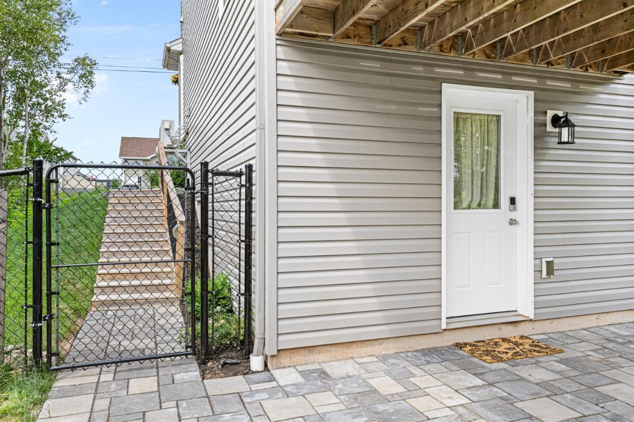One Bedroom Apartment Moncton North ! 외부 사진